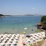 Отель Park 1 2*